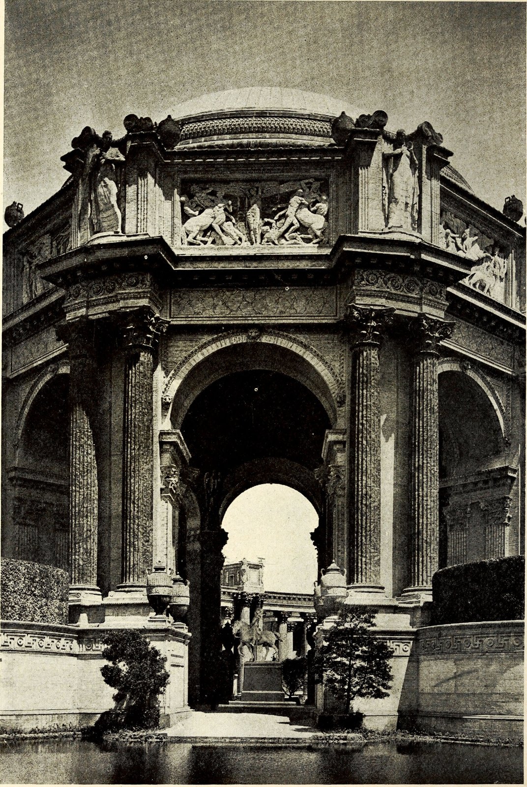 The Arch of the Setting Sun, Court of the Universe