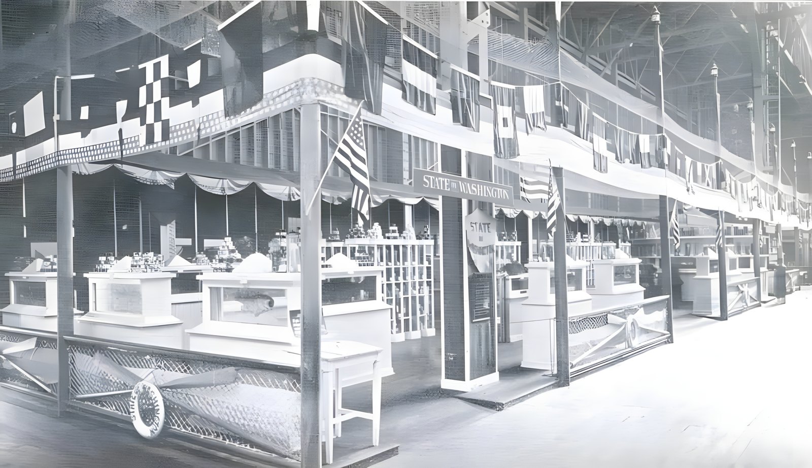 The Washington State exhibit in the Palace of Food Products