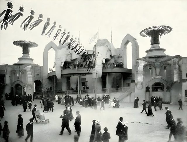 The entrance to Thompson's Scenic Railway, the first Zone concession to open
