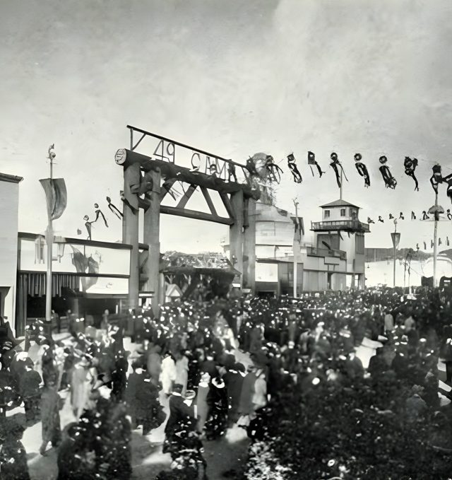 The '49 Camp on the Zone, with the crowd at its gate