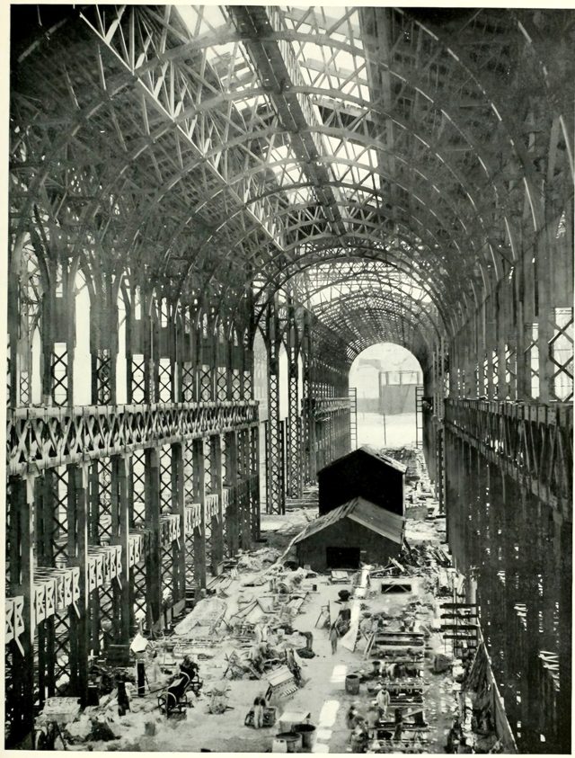 The great nave of the Palace of Machinery