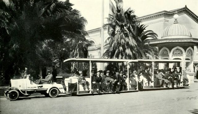 A Fadgl train