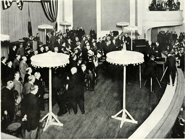 Edison receiving the Exposition medal in Festival Hall, October 21, 1915