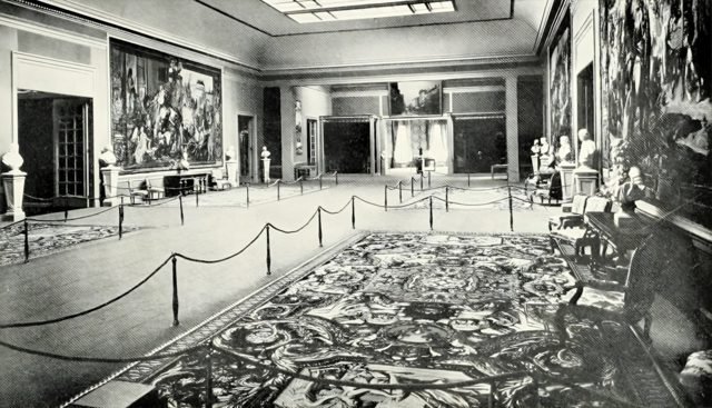 The Hall of the Tapestries in the French Pavilion