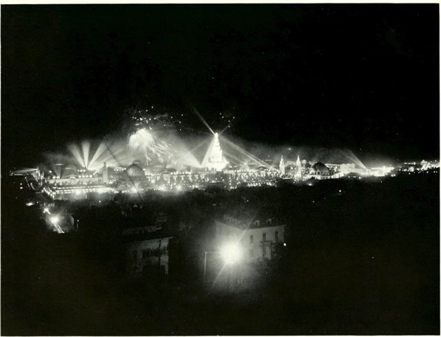 The last pyrotechnics, December 4, 1915