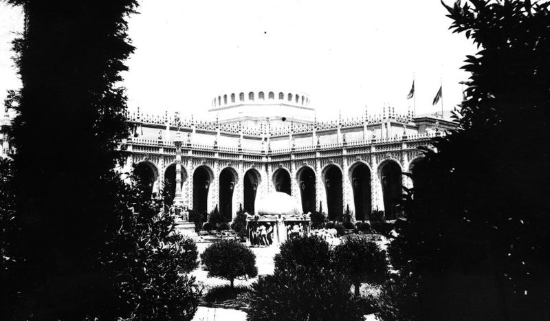 The Court of Abundance and the Fountain of the Earth