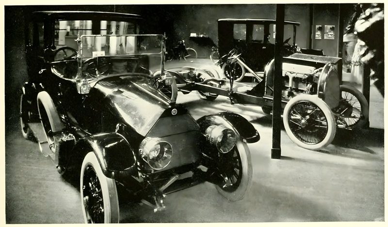 Italian motor cars in the Palace of Transportation