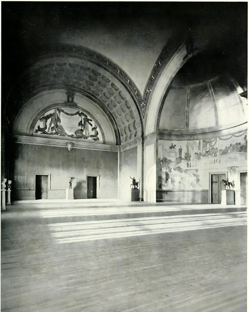 The Salone Reale in the Italian Pavilion